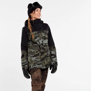 Volcom women’s Leda Gore-Tex Jacket